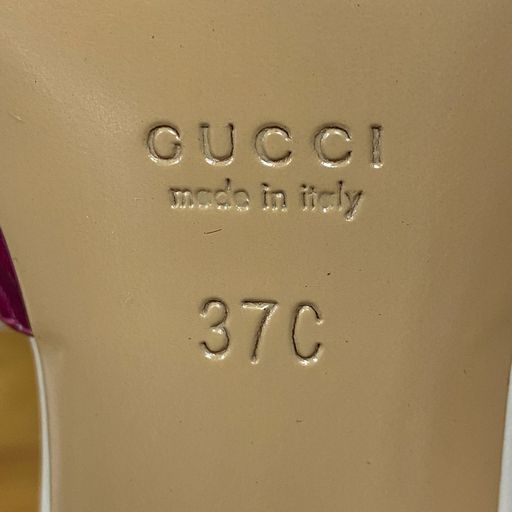 UNUSED Gucci Berry Logo Leather Heels Slides Size 37C Wide