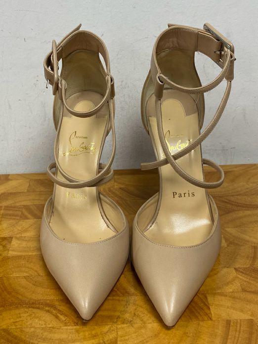 Nude heels 2024 size 6